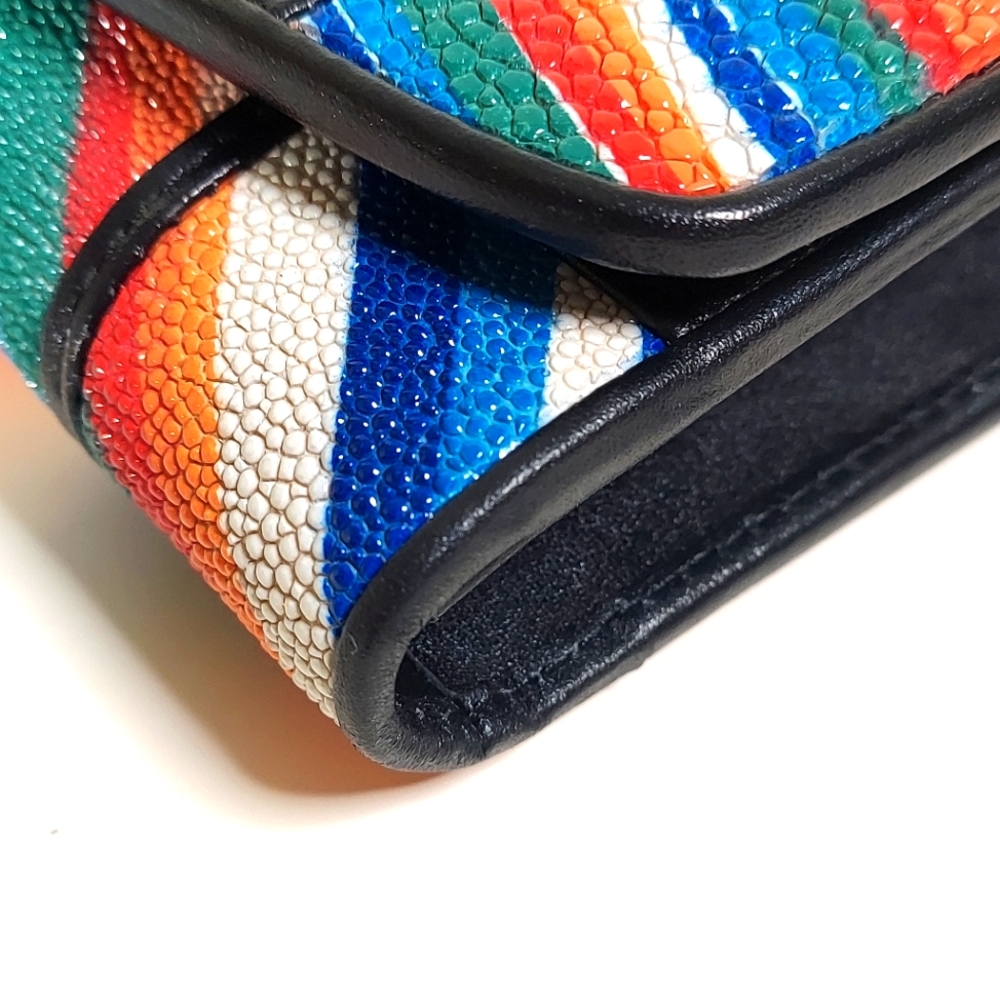Stingray Multicolor Rectangular Wallet - Picture 11 of 13